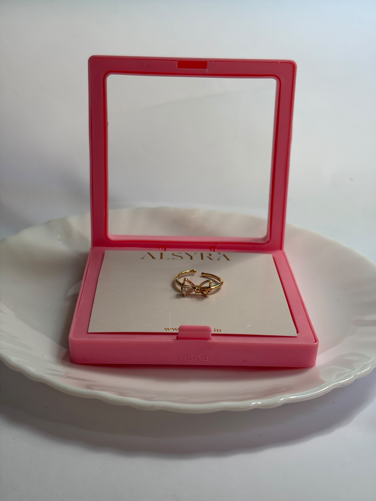 Big Bow ring