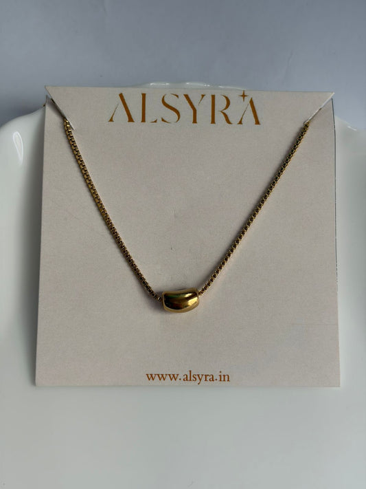 Aligned Necklace