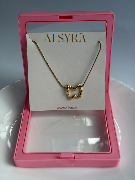 Soft Wings Necklace