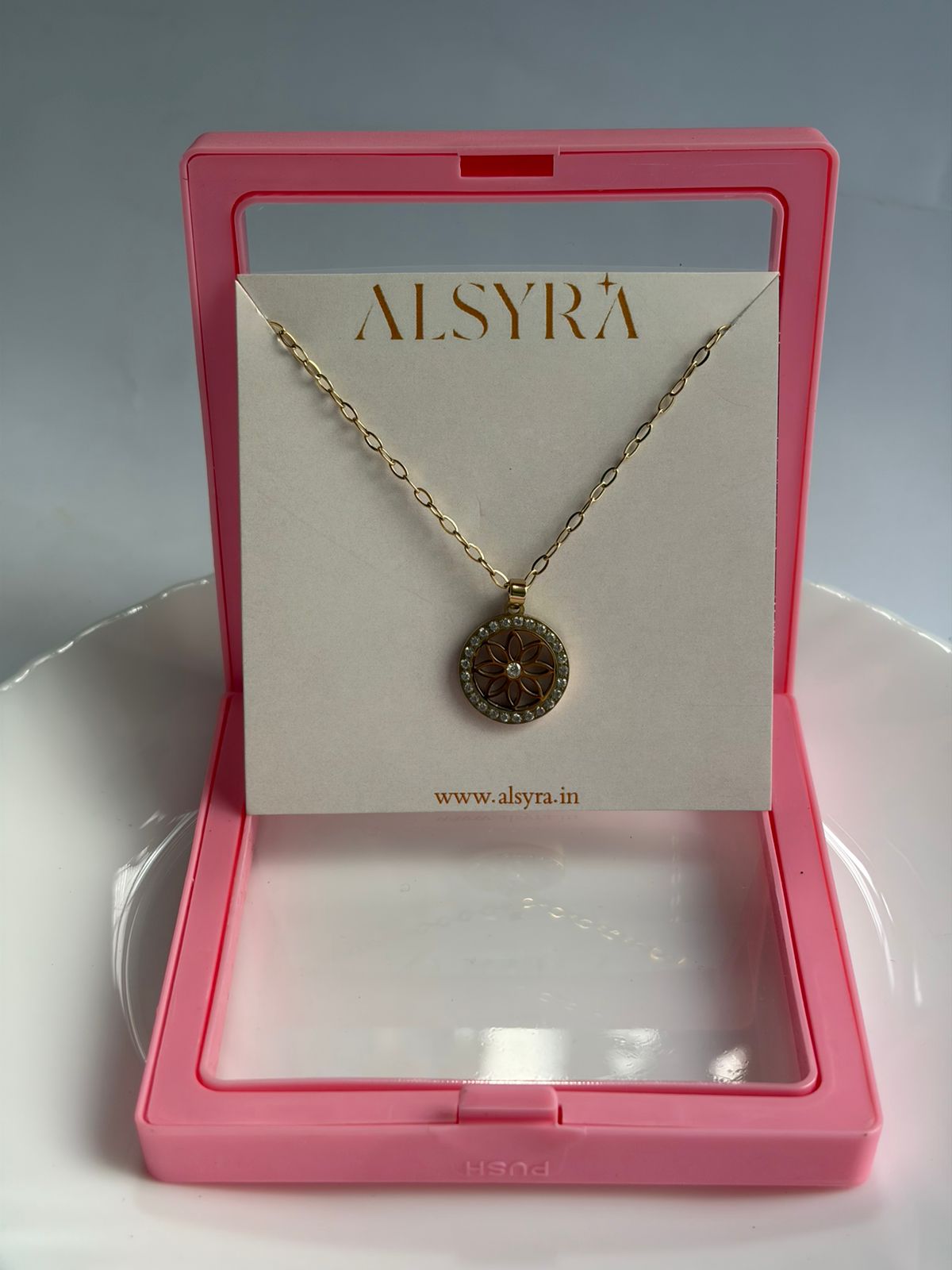 Lotus Patterned Necklace