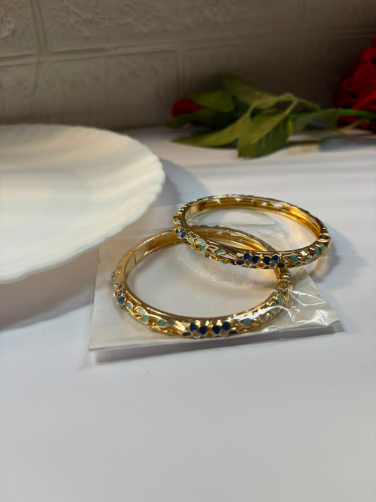 Dreamy Teal Bangle