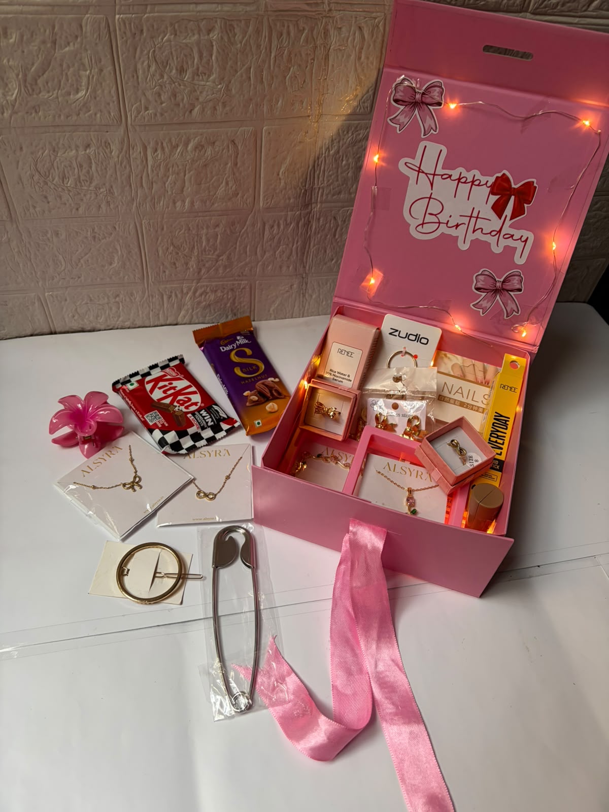 Premium Birthday Hamper (Decoration + Lights + All the Accessories )