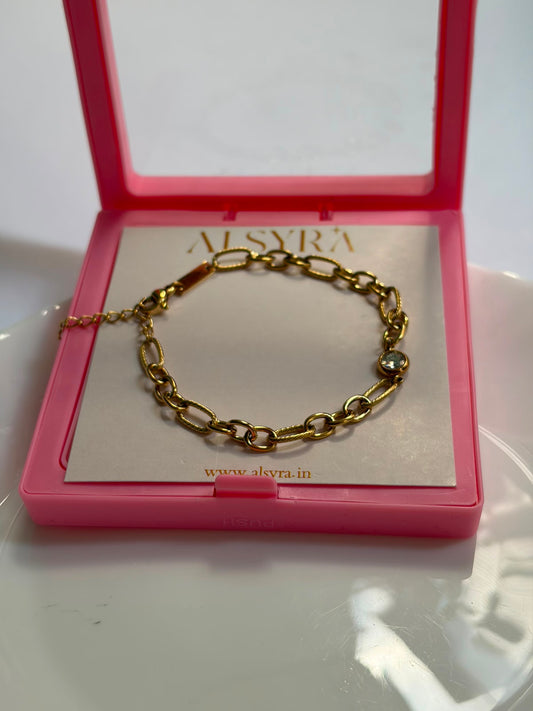 Lock-in Stone bracelet