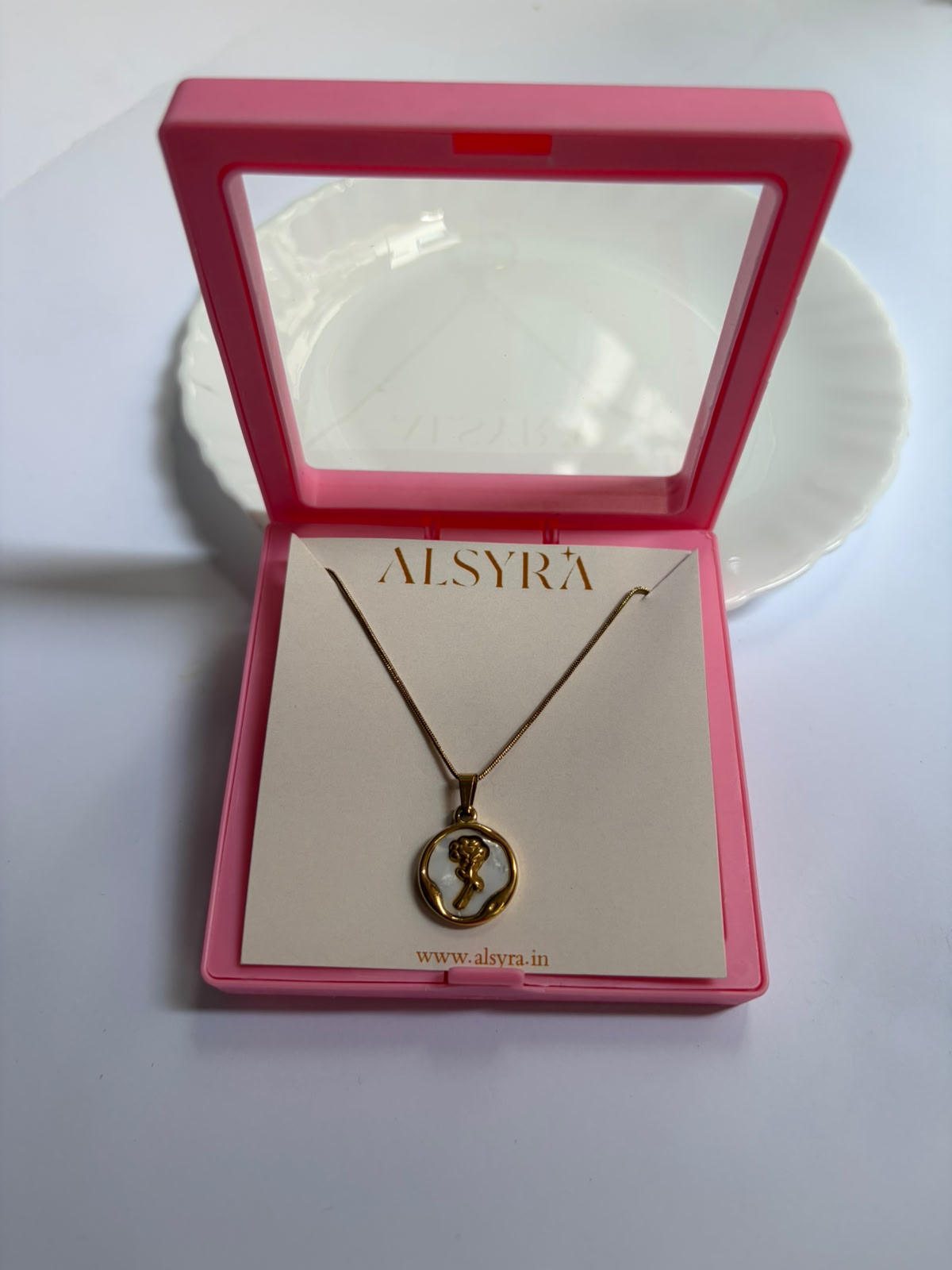 Flower necklace