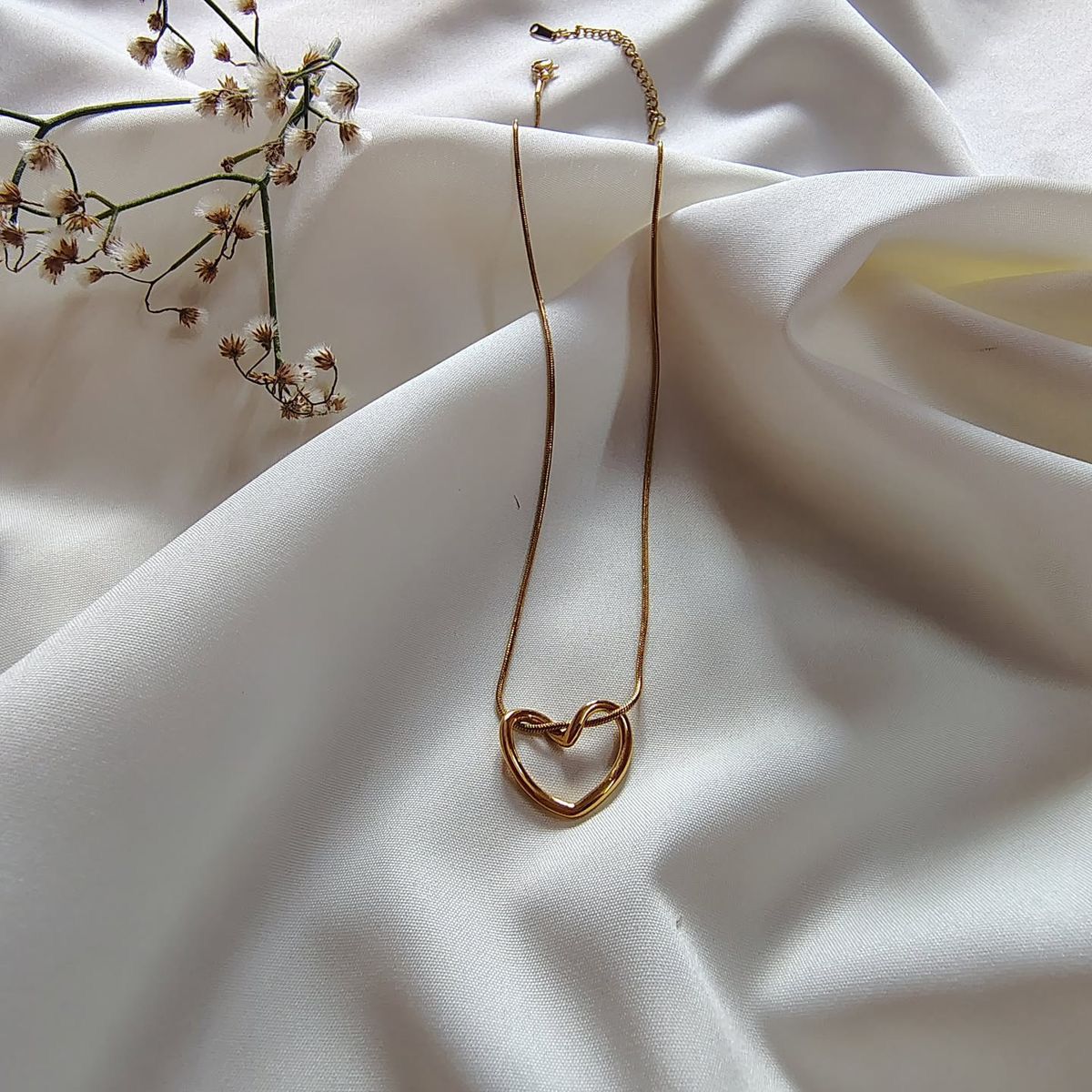 Viral Heart Necklace