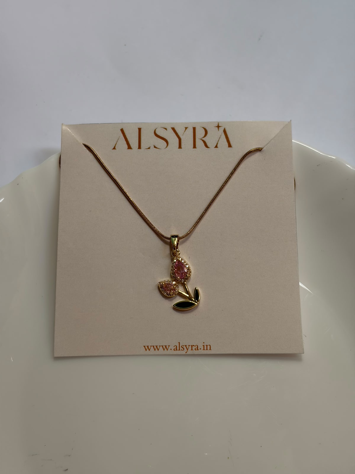 Double charm tulip pendant